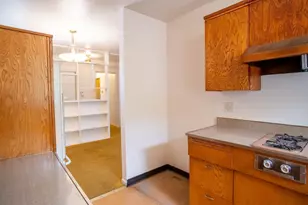 2539 Holland St, San Mateo, CA 94403 - Photo 8