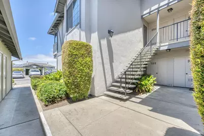 1056 Padre Dr 5, Salinas, CA 93901 - Photo 4