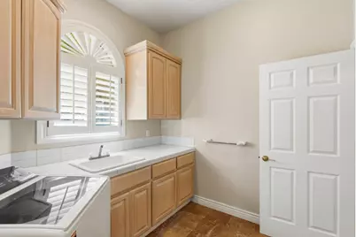 5600 Country Club Pkwy, San Jose, CA 95138 - Photo 30