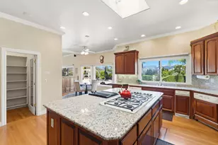 5600 Country Club Pkwy, San Jose, CA 95138 - Photo 22