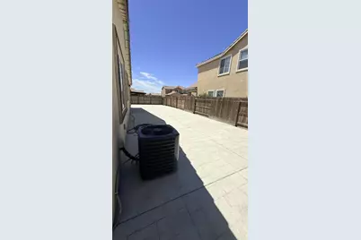 1964 Gus Villalta Dr, Los Banos, CA 93635 - Photo 34