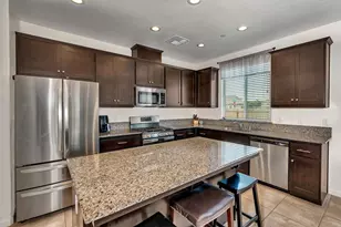 1964 Gus Villalta Dr, Los Banos, CA 93635 - Photo 12