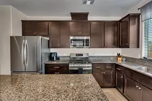 1964 Gus Villalta Dr, Los Banos, CA 93635 - Photo 10