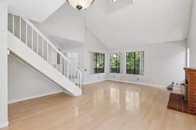 2843 Buena Knoll Ct, San Jose, CA 95121 - Photo 8
