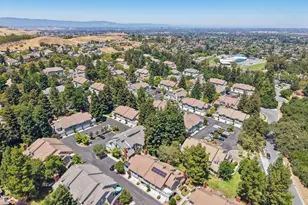 2843 Buena Knoll Ct, San Jose, CA 95121 - Photo 48