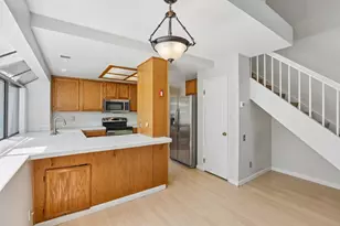 2843 Buena Knoll Ct, San Jose, CA 95121 - Photo 18