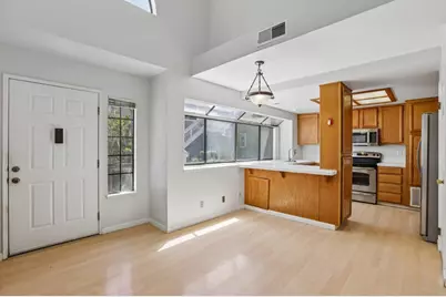 2843 Buena Knoll Ct, San Jose, CA 95121 - Photo 12
