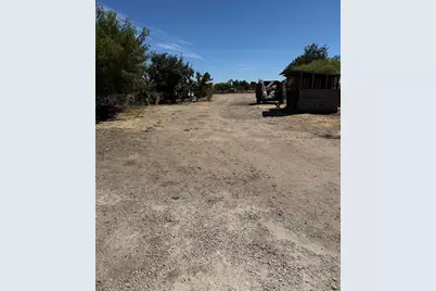 488 E Childs Ave, Merced, CA 95341 - Photo 4