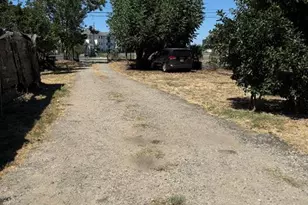 488 E Childs Ave, Merced, CA 95341 - Photo 10