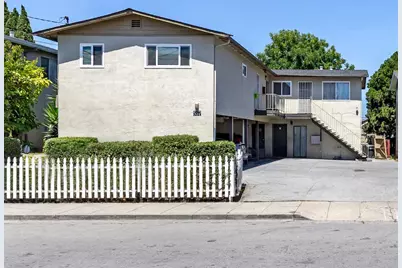 557 Hampshire Ave, Redwood City, CA 94063 - Photo 2