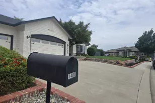 1405 S Ridgemark Dr, Hollister, CA 95023 - Photo 10