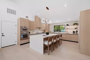 1389 Chelsea Dr, Los Altos, CA 94024 - Photo 16