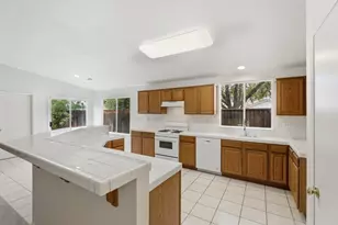 2500 Sadies Dr, Hollister, CA 95023 - Photo 10