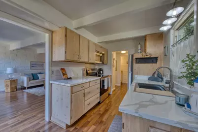 451 Dela Vina Ave 108, Monterey, CA 93940 - Photo 8