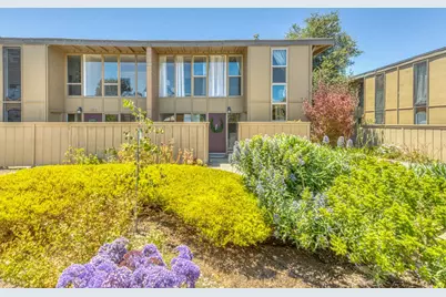451 Dela Vina Ave 108, Monterey, CA 93940 - Photo 22