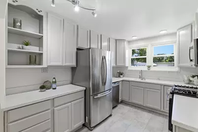 1067 Fulton Ave, Sunnyvale, CA 94089 - Photo 12