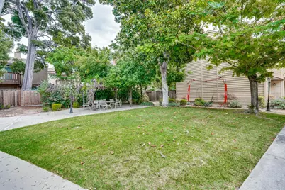 363 N Rengstorff Ave 4, Mountain View, CA 94043 - Photo 52