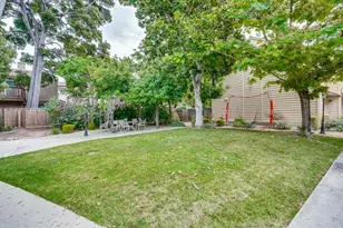 363 N Rengstorff Ave 4, Mountain View, CA 94043 - Photo 52
