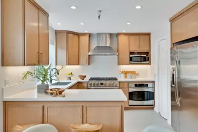 363 N Rengstorff Ave 4, Mountain View, CA 94043 - Photo 4