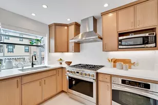 363 N Rengstorff Ave 4, Mountain View, CA 94043 - Photo 18