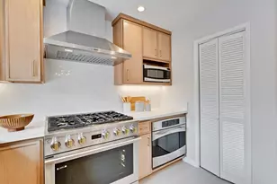 363 N Rengstorff Ave 4, Mountain View, CA 94043 - Photo 22