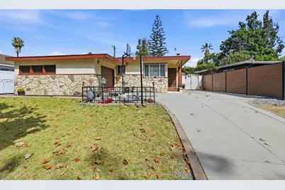 3121 N Los Coyotes Diagonal, Long Beach, CA 90808 - Photo 4