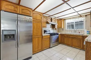 3121 N Los Coyotes Diagonal, Long Beach, CA 90808 - Photo 12