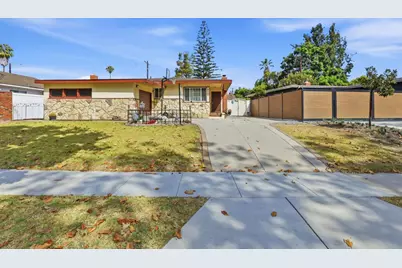 3121 N Los Coyotes Diagonal, Long Beach, CA 90808 - Photo 1