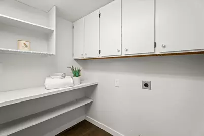 880 Savory Dr, Sunnyvale, CA 94087 - Photo 18