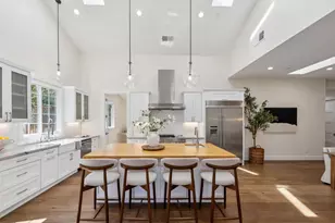 821 Mulberry Ln, Sunnyvale, CA 94087 - Photo 16