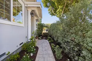 821 Mulberry Ln, Sunnyvale, CA 94087 - Photo 4