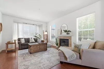 45 Canterbury Pl, Gilroy, CA 95020 - Photo 6