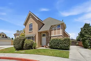 45 Canterbury Pl, Gilroy, CA 95020 - Photo 4