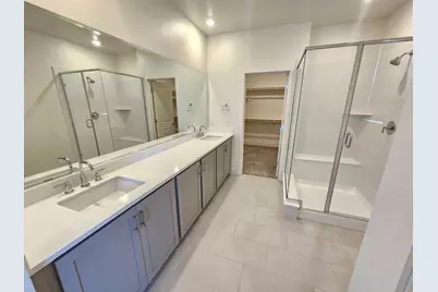2130 Brighton Dr, Hollister, CA 95023 - Photo 4