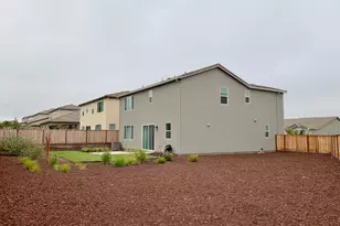 2130 Brighton Dr, Hollister, CA 95023 - Photo 14