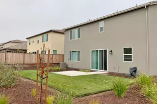2130 Brighton Dr, Hollister, CA 95023 - Photo 26