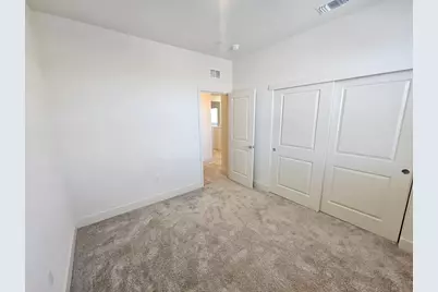 2130 Brighton Dr, Hollister, CA 95023 - Photo 8