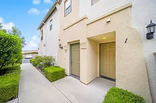 25265 Windy Cove St 1, Murrieta, CA 92562 - Photo 4