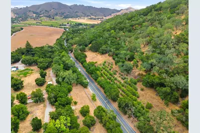 10900 Watsonville Rd, Gilroy, CA 95020 - Photo 14