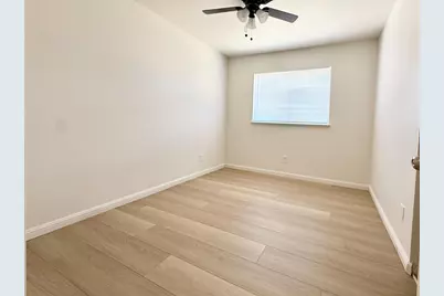 2001 Newport Dr, Pittsburg, CA 94565 - Photo 22
