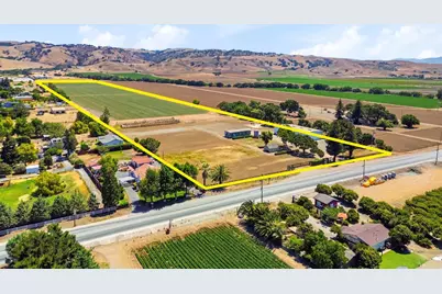 3065 Pacheco Pass Hwy, Gilroy, CA 95020 - Photo 8