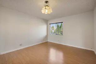 560 Cestaric Dr, Milpitas, CA 95035 - Photo 18