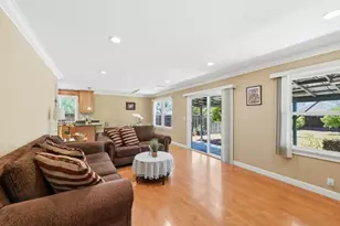 113 Cedar Ln, San Jose, CA 95127 - Photo 6