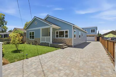 320 Center St, Redwood City, CA 94061 - Photo 1