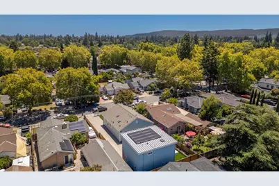 320 Center St, Redwood City, CA 94061 - Photo 52