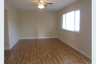212 Wilton Dr, Campbell, CA 95008 - Photo 12