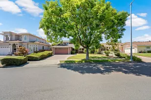 7864 Belknap Dr, Cupertino, CA 95014 - Photo 24