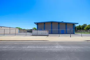 3217 Napier Dr, Modesto, CA 95350 - Photo 12