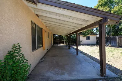 3217 Napier Dr, Modesto, CA 95350 - Photo 10