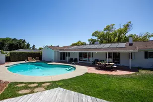 841 Carnation Ct, Los Altos, CA 94024 - Photo 30